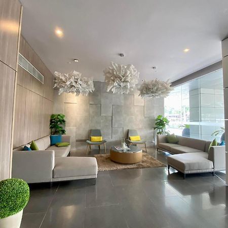 Aeon Towers Executive Suite 2Br 18Th Floor Davao Luaran gambar