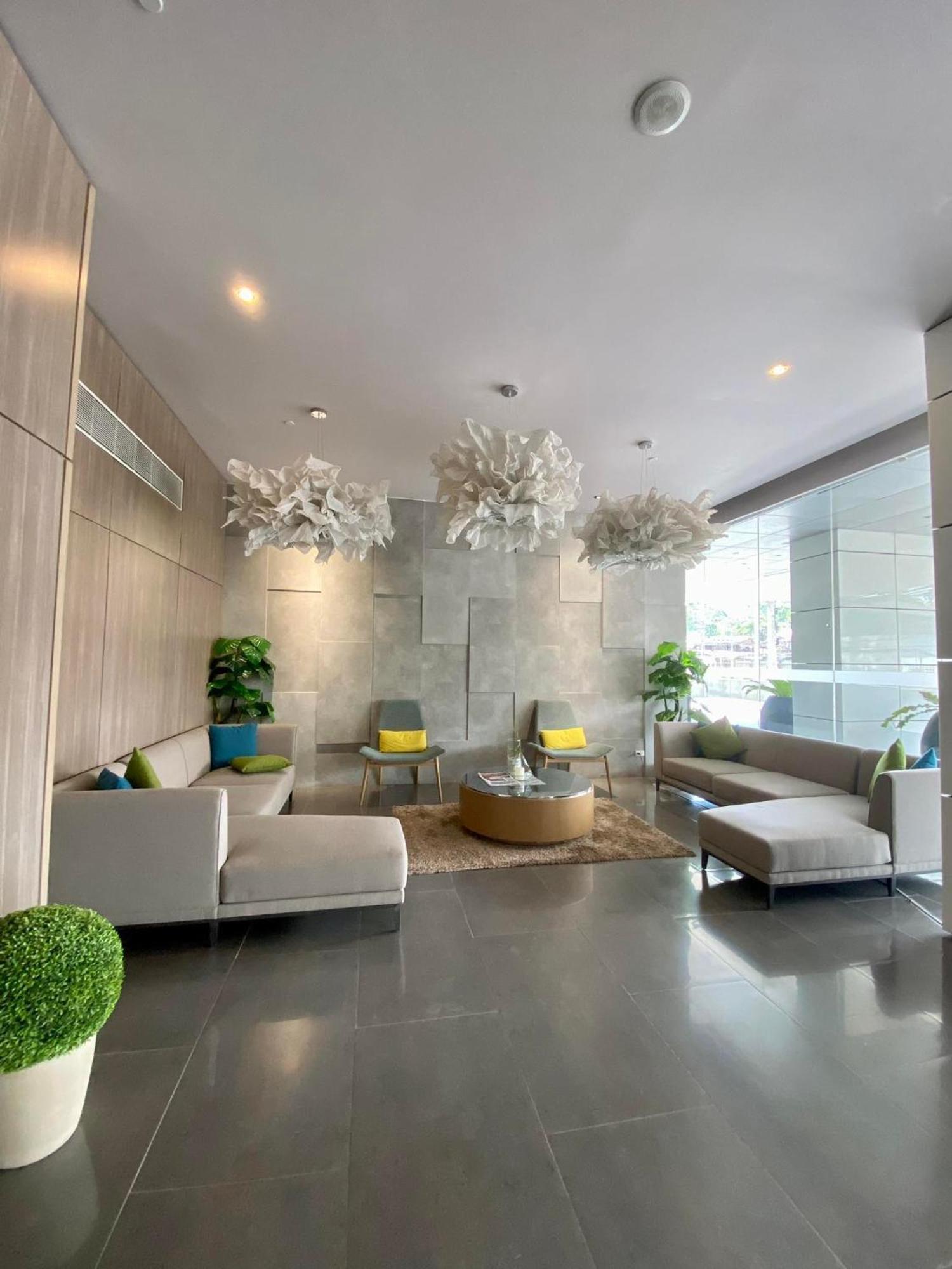 Aeon Towers Executive Suite 2Br 18Th Floor Davao Luaran gambar